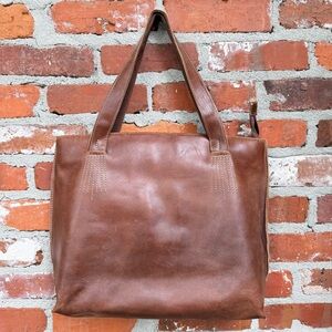 APC Brown Leather Tote Bag – Minimalist Classic Shoulder Handbag